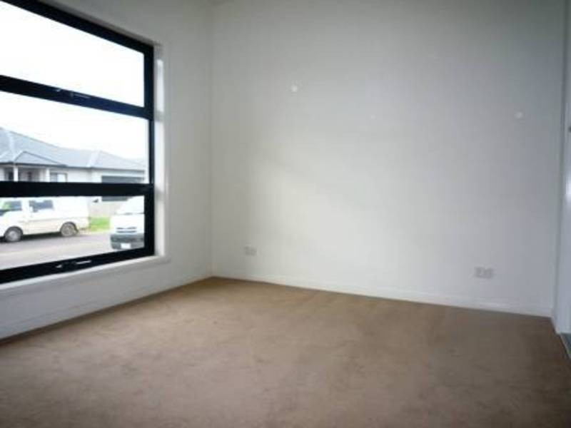 2/7 Bridlepath Drive, Truganina VIC 3029