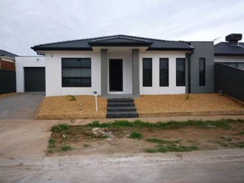 2/7 Bridlepath Drive, Truganina VIC 3029