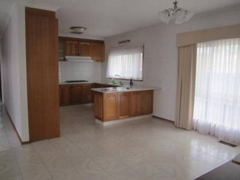 20 Balaclava Ave, Altona Meadows VIC 3028