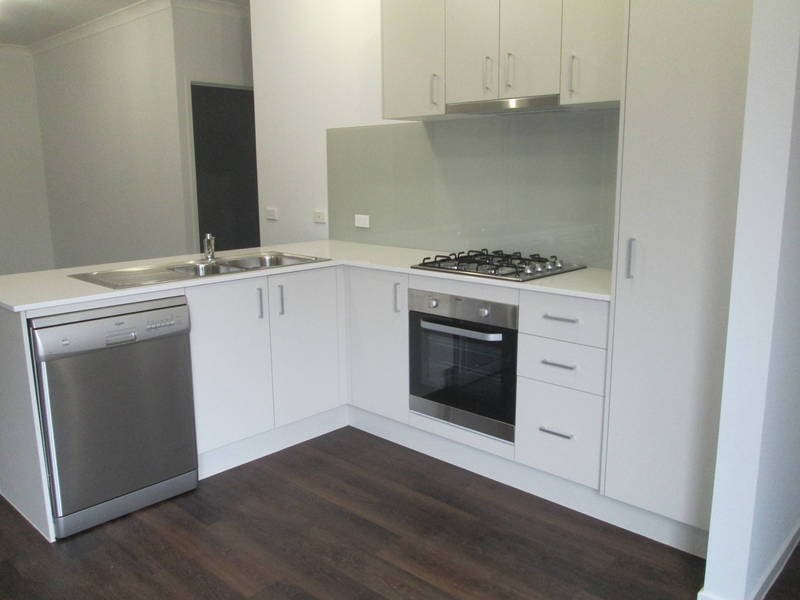 2/49 Alma Avenue, Altona Meadows VIC 3028