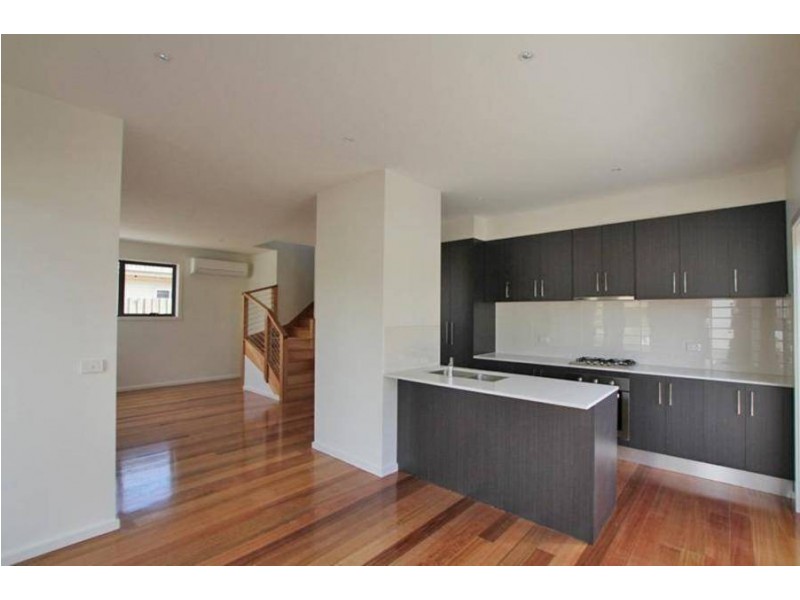 1/41 Grieve Pde, Altona VIC 3018