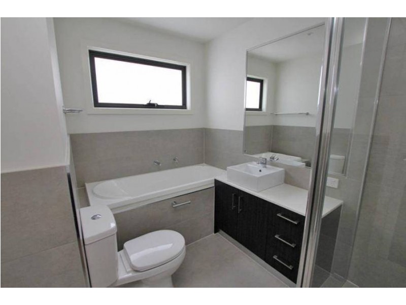 1/41 Grieve Pde, Altona VIC 3018