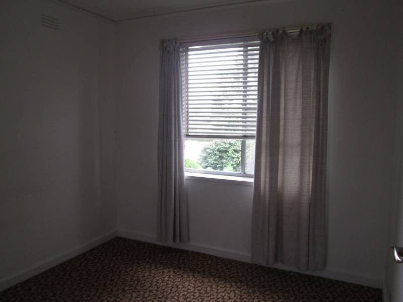 10/262 Civic Parade, Altona VIC 3018