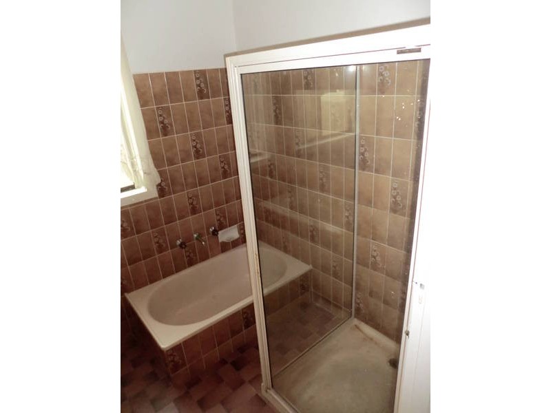 5 Grieve Pde, Altona VIC 3018