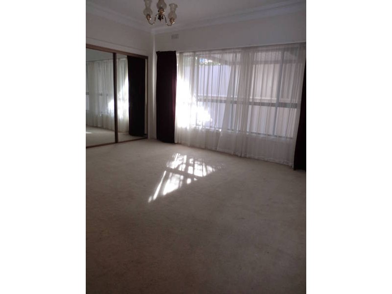 5 Grieve Pde, Altona VIC 3018