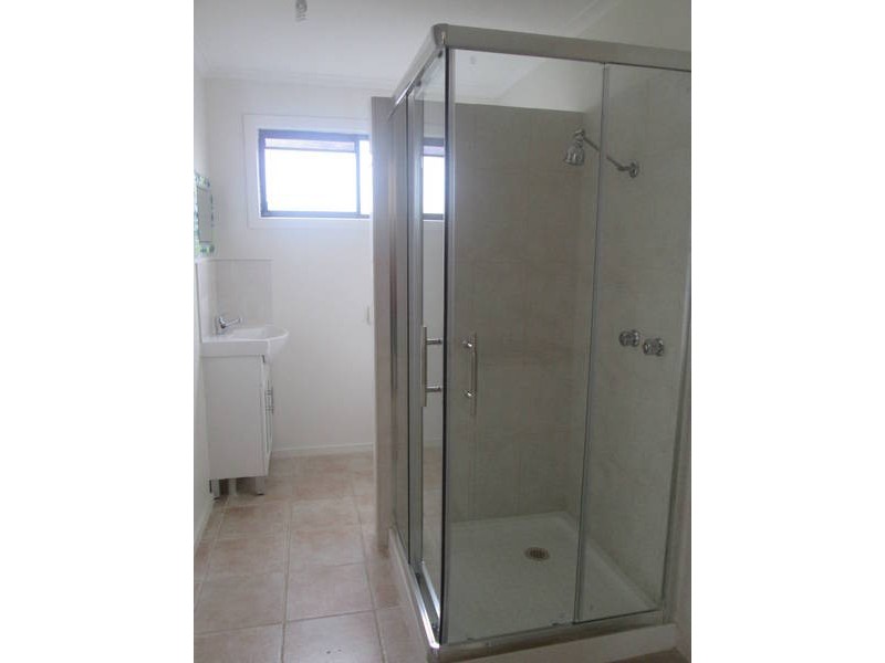 55 A Seventh Ave, Altona North VIC 3025