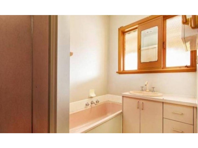 51 Sixth Ave, Altona North VIC 3025