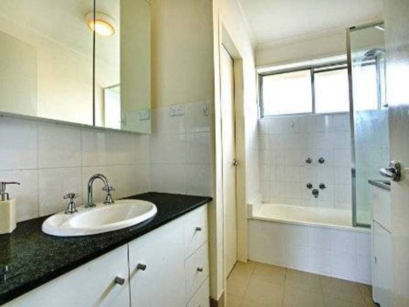 10/15 Cassels Road, Brunswick VIC 3056