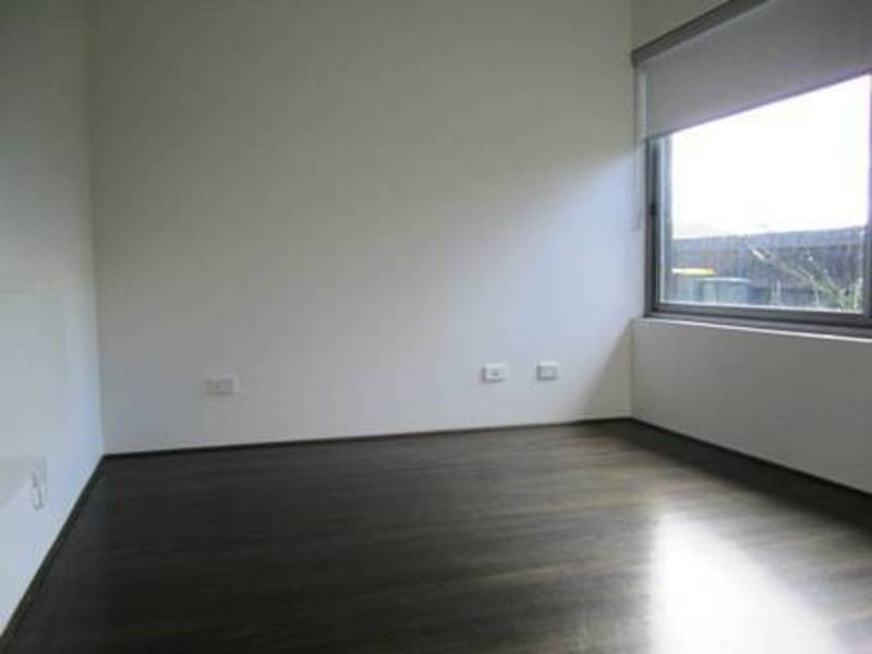 2/23 Beach Street, Seaholme VIC 3018