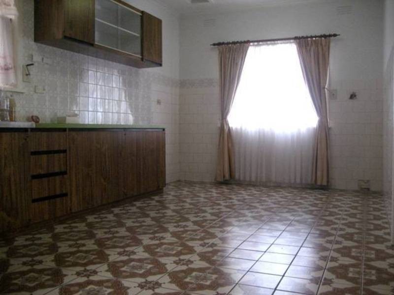 24 Delphin Avenue, Altona North VIC 3025