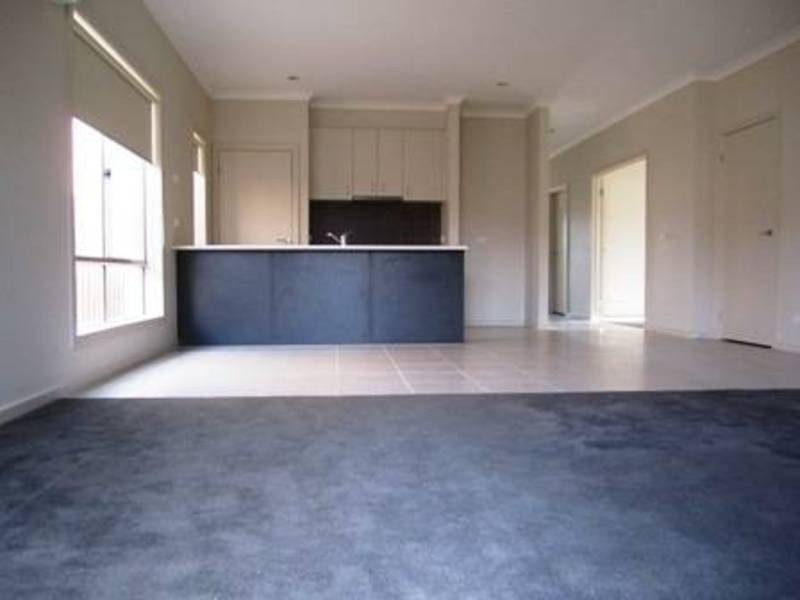 10 Glider Street, Point Cook VIC 3030