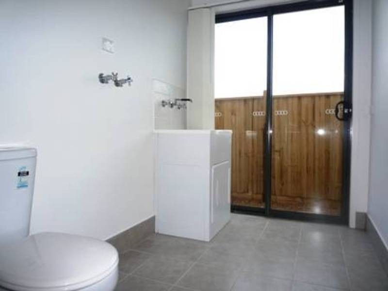 164 Sanctuary Lakes South Blvd, Point Cook VIC 3030