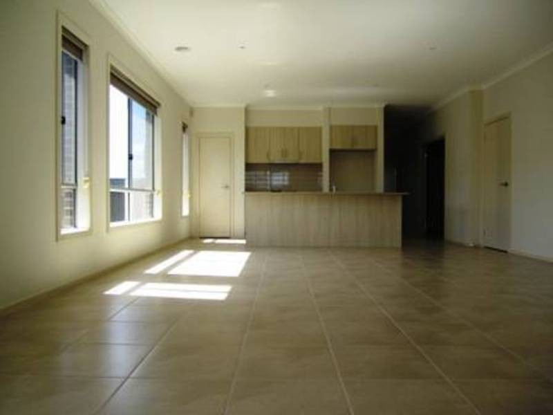 8 Delbridge Drive, Mernda VIC 3754