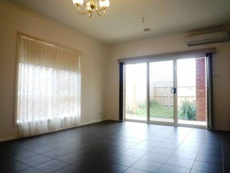 8 Global Way, Wyndham Vale VIC 3024