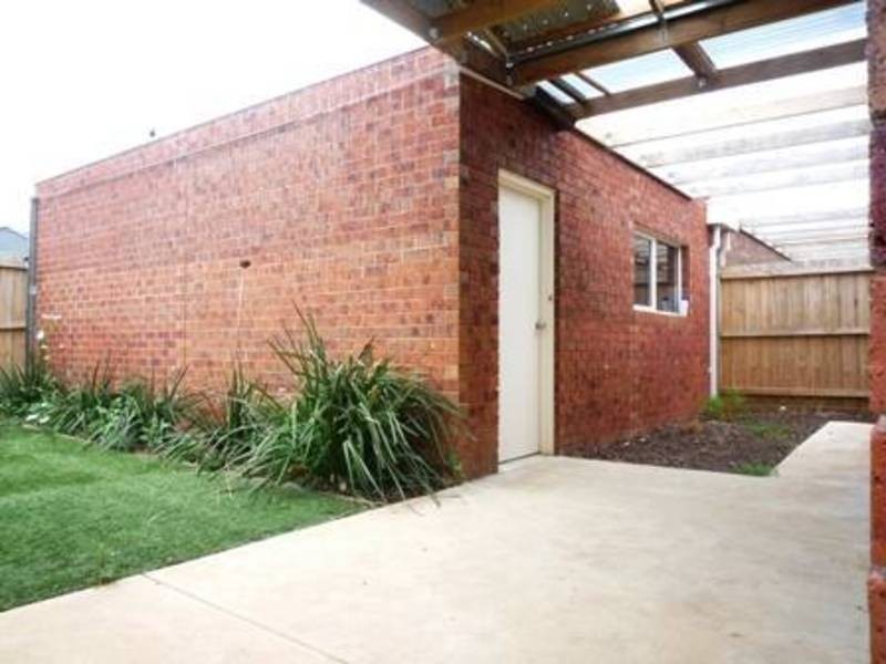 8 Global Way, Wyndham Vale VIC 3024