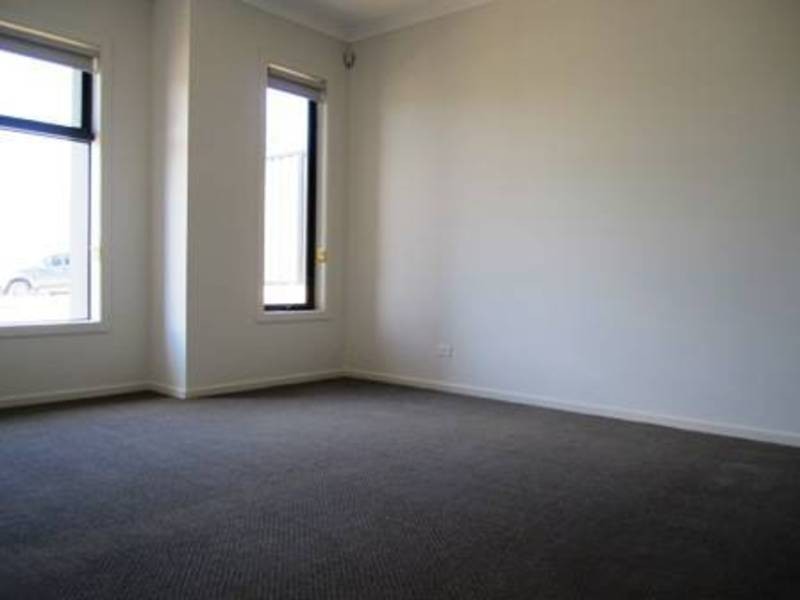 8  Delbridge Drive, Mernda VIC 3754