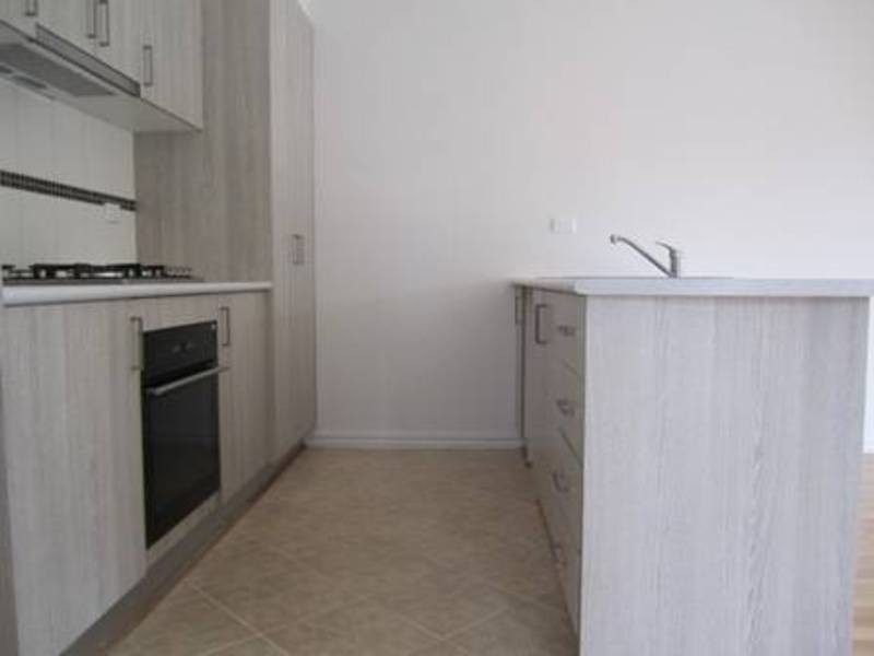 1/130 McIntosh Road, Altona North VIC 3025