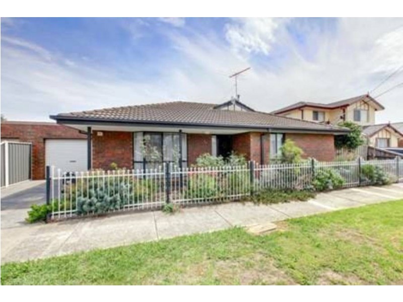 1A Huggins Crt, Altona Meadows VIC 3028