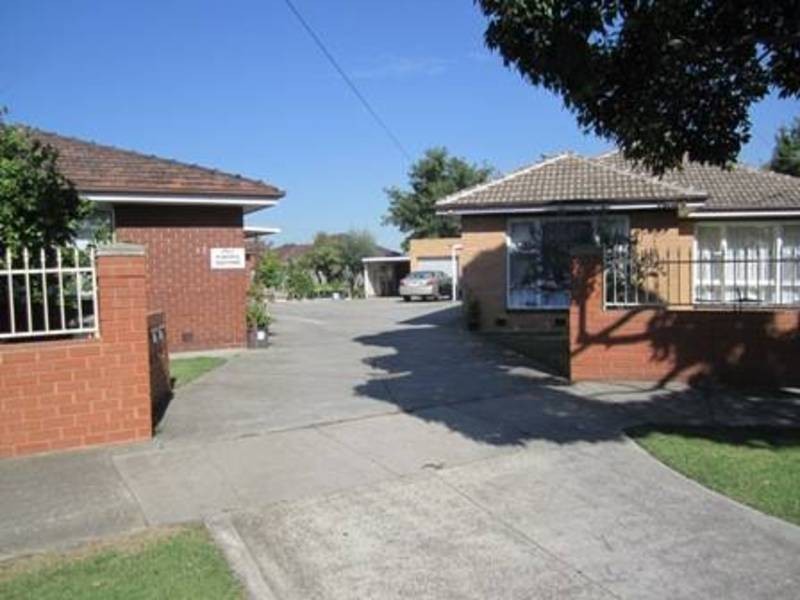 2/22 Stapley Cres, Altona North VIC 3025