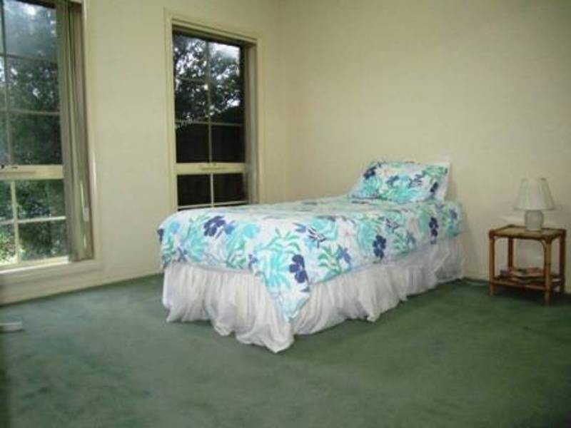 1 Newham Way, Altona Meadows VIC 3028