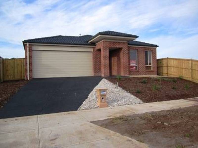 42 Campaspe Way, Point Cook VIC 3030