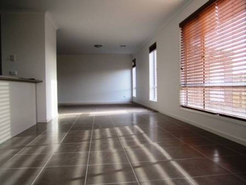 48  Campaspe Way, Point Cook VIC 3030