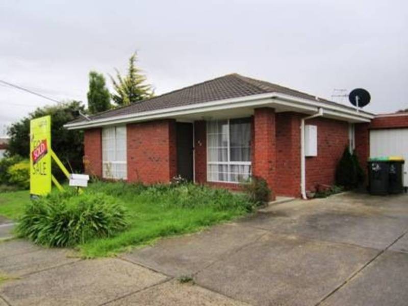 2/12 Tatman Drive, Altona Meadows VIC 3028