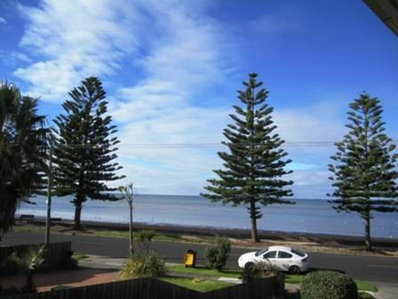 6/253 Esplande, Altona VIC 3018