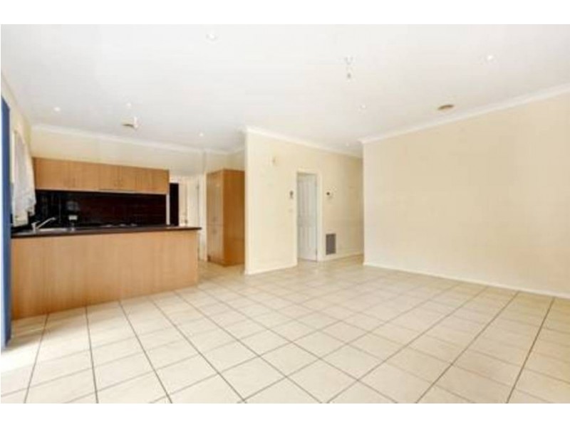 2 Glade Ave, Altona North VIC 3025