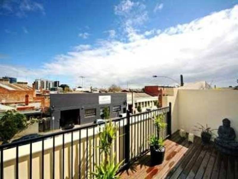 1/18 Ireland Street, West Melbourne VIC 3003