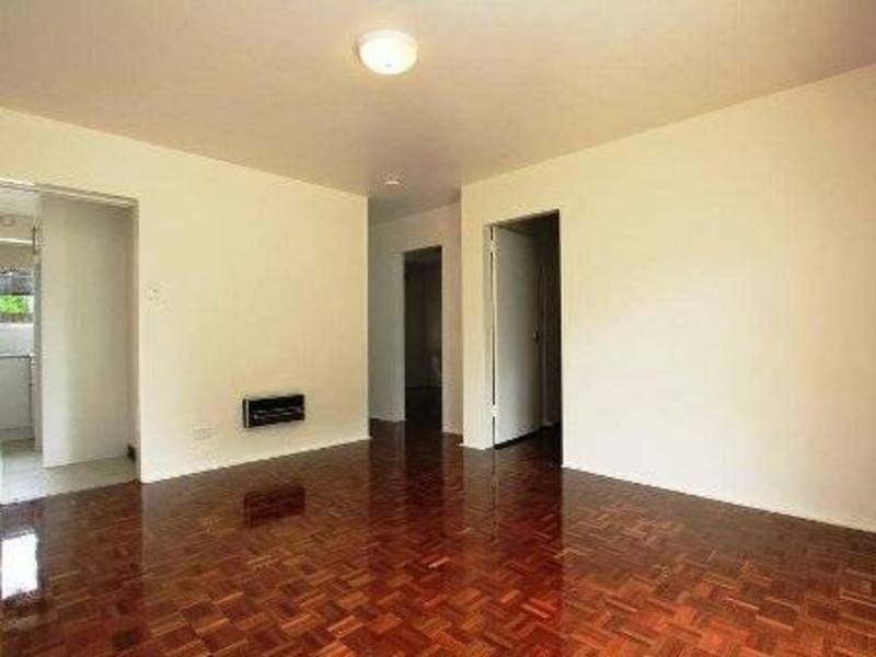 3/3-5  Robin Street, Altona VIC 3018