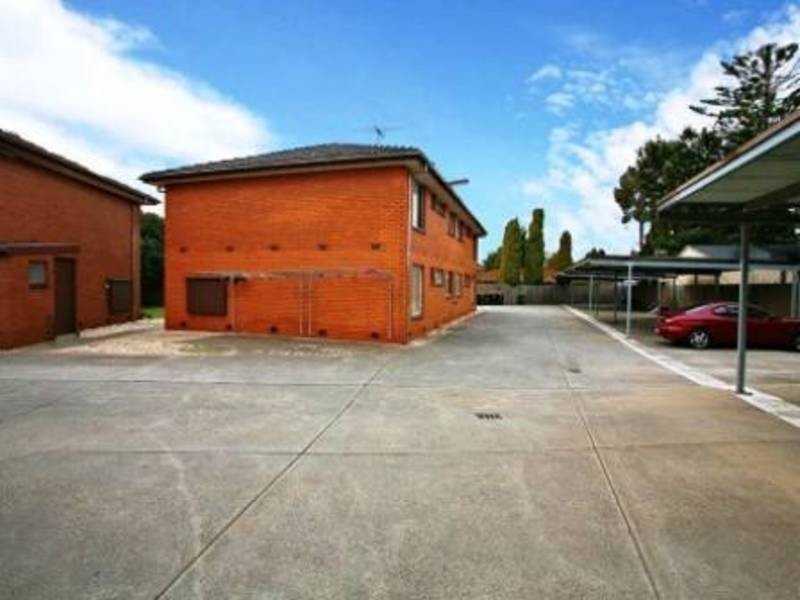 3/3-5  Robin Street, Altona VIC 3018