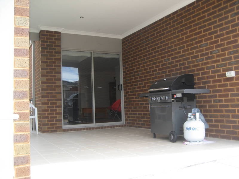 9 Nielsen Court, Altona Meadows VIC 3028