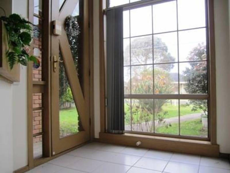 51 Roach Drive, Altona Meadows VIC 3028