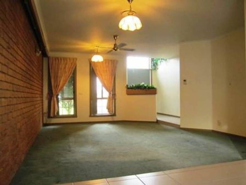 51 Roach Drive, Altona Meadows VIC 3028