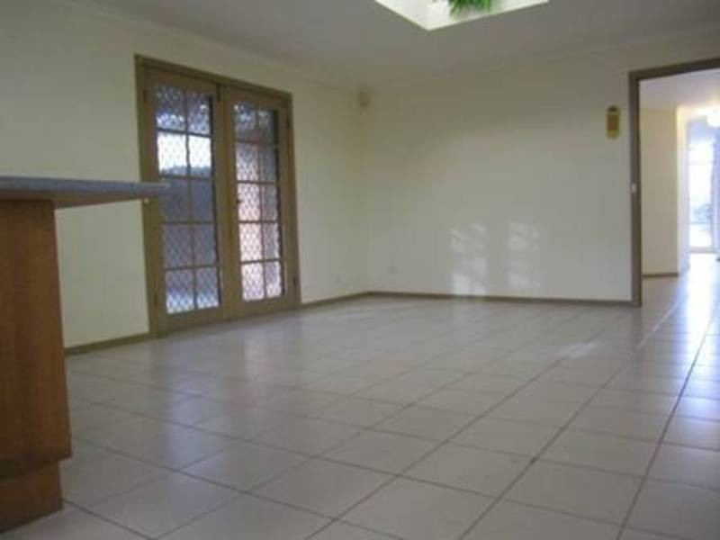 51 Roach Drive, Altona Meadows VIC 3028