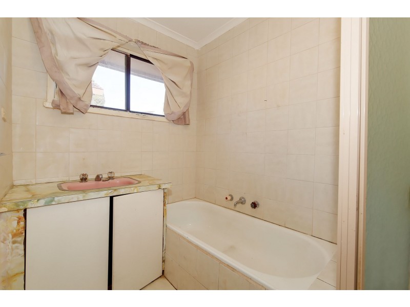 71 Bamford Avenue, Westmeadows VIC 3049