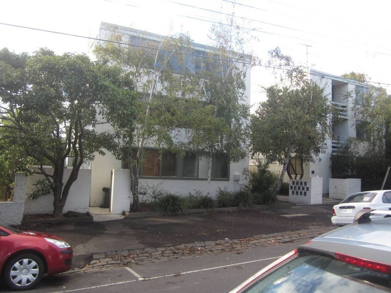 1/831 Park Street, Brunswick West VIC 3055