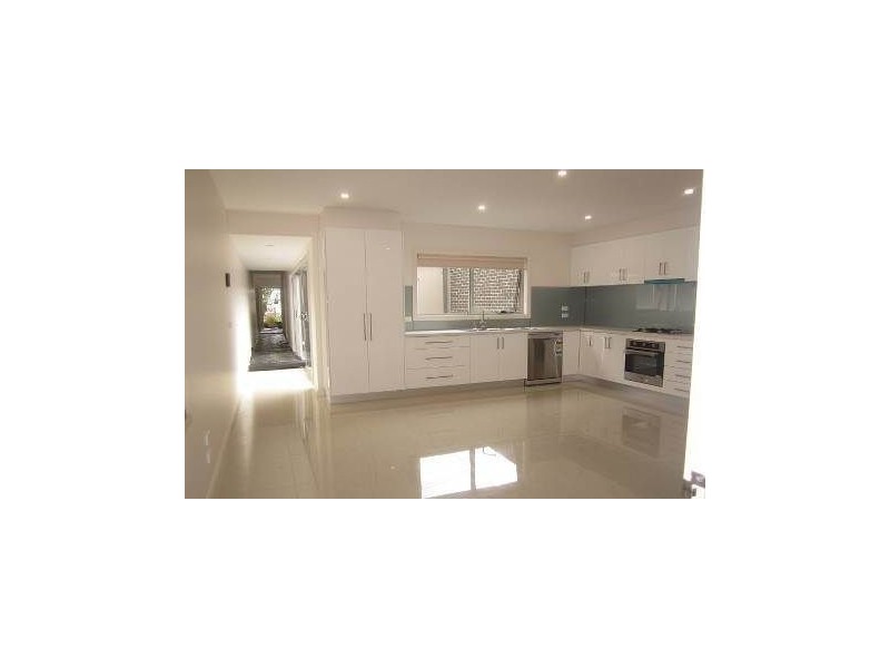 52A Dunstan Ave, Brunswick VIC 3056