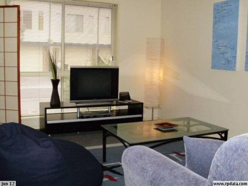 12 Eva Buhlert Close, Brunswick East VIC 3057