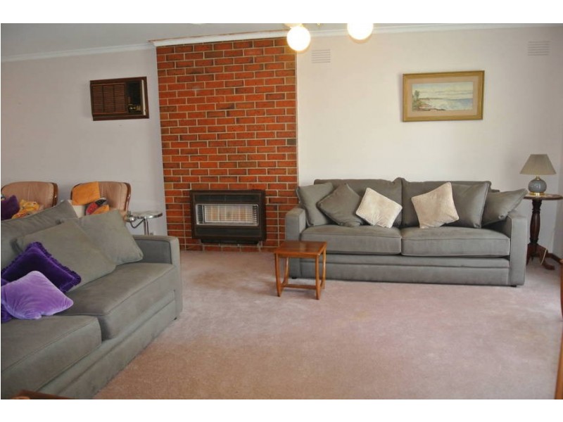 13 Ross St, Coburg VIC 3058