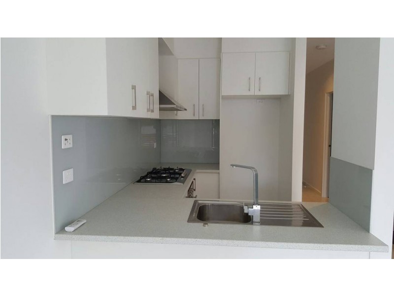 6/12 Ramu Parade, Heidelberg West VIC 3081