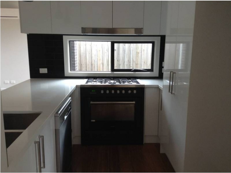 1/17 Maher Street, Fawkner VIC 3060