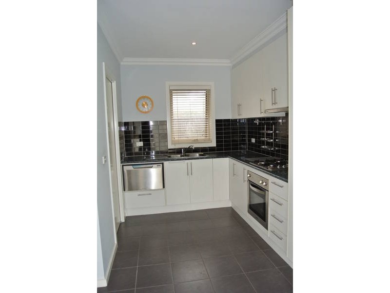 2/58 Eastgate Street, Pascoe Vale South VIC 3044