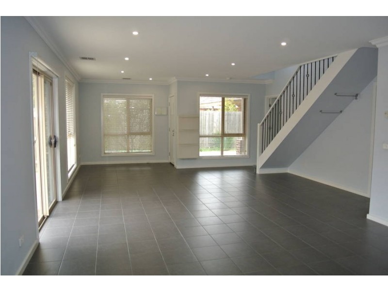 2/58 Eastgate Street, Pascoe Vale South VIC 3044