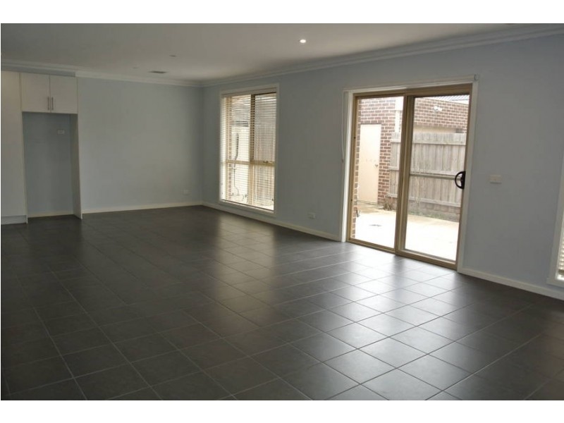 2/58 Eastgate Street, Pascoe Vale South VIC 3044