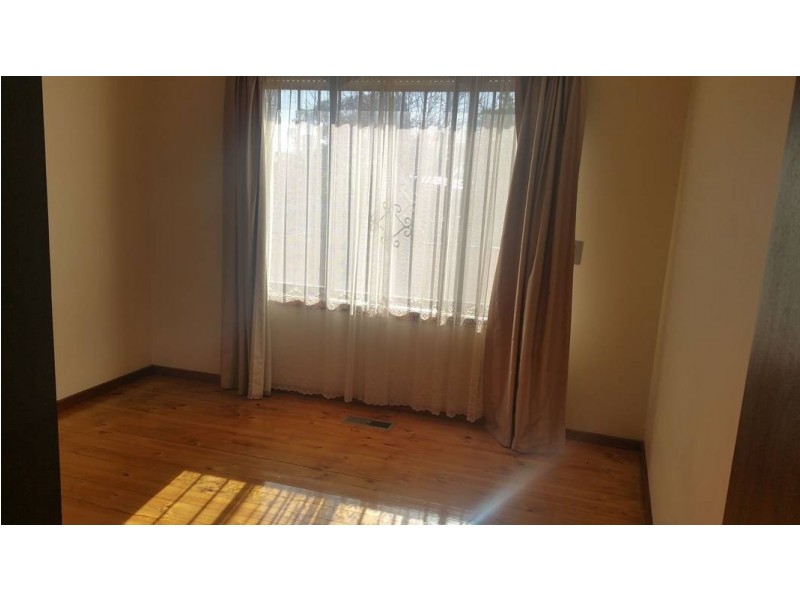 17 Patricia Drive, Fawkner VIC 3060