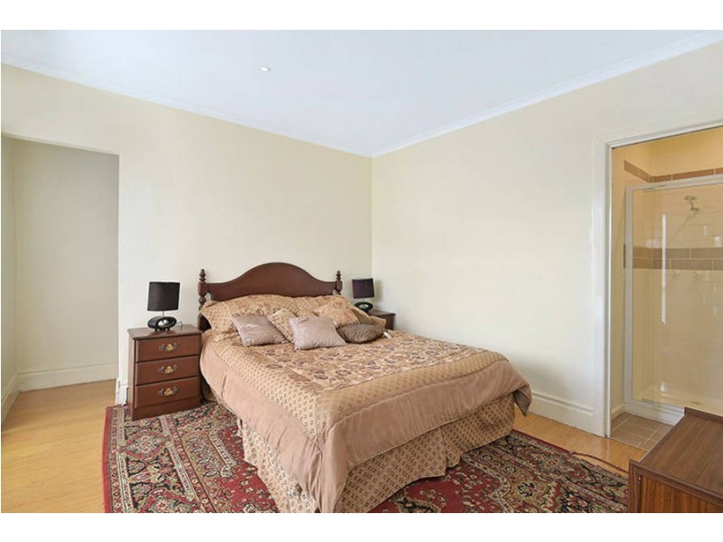 24  Pacific Drive, Heidelberg West VIC 3081