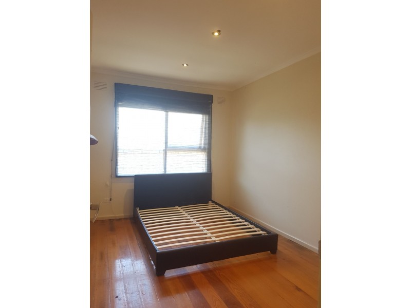 12 Fairmount Street, Hadfield VIC 3046