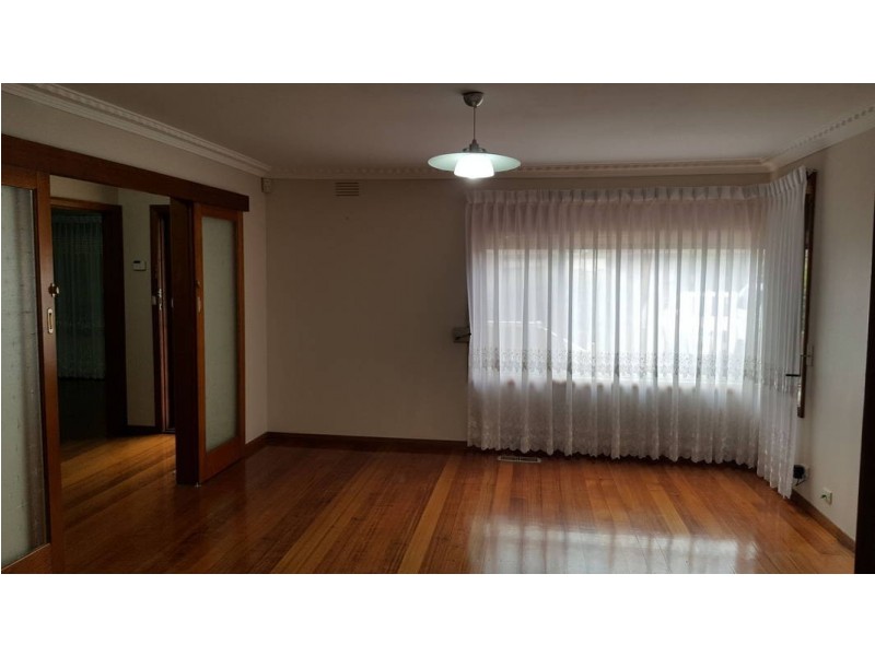 13  Currawong Avenue, Lalor VIC 3075